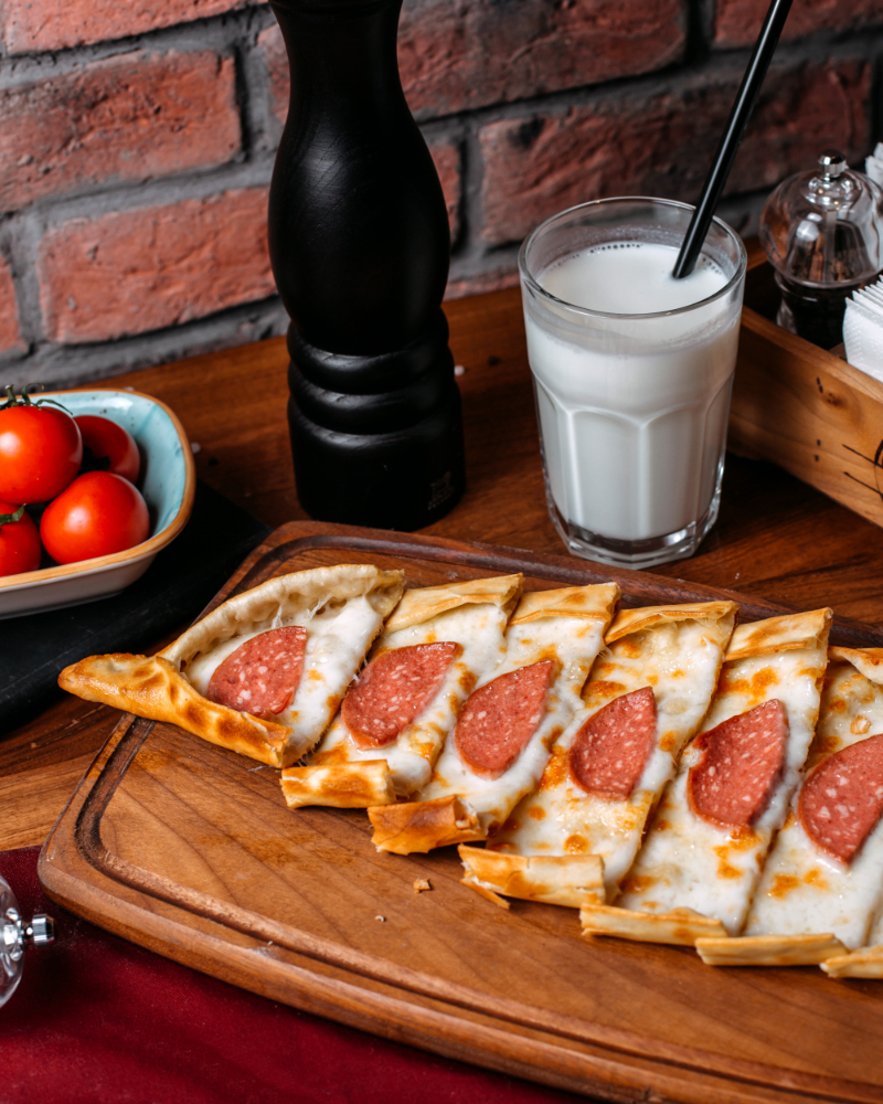 Thunfisch Pide (A.G.D.)